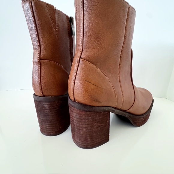 House Of Harlow 1960 Festival Boots Platform Tall Block Heel Boho 8 Cognac - Picture 8 of 9